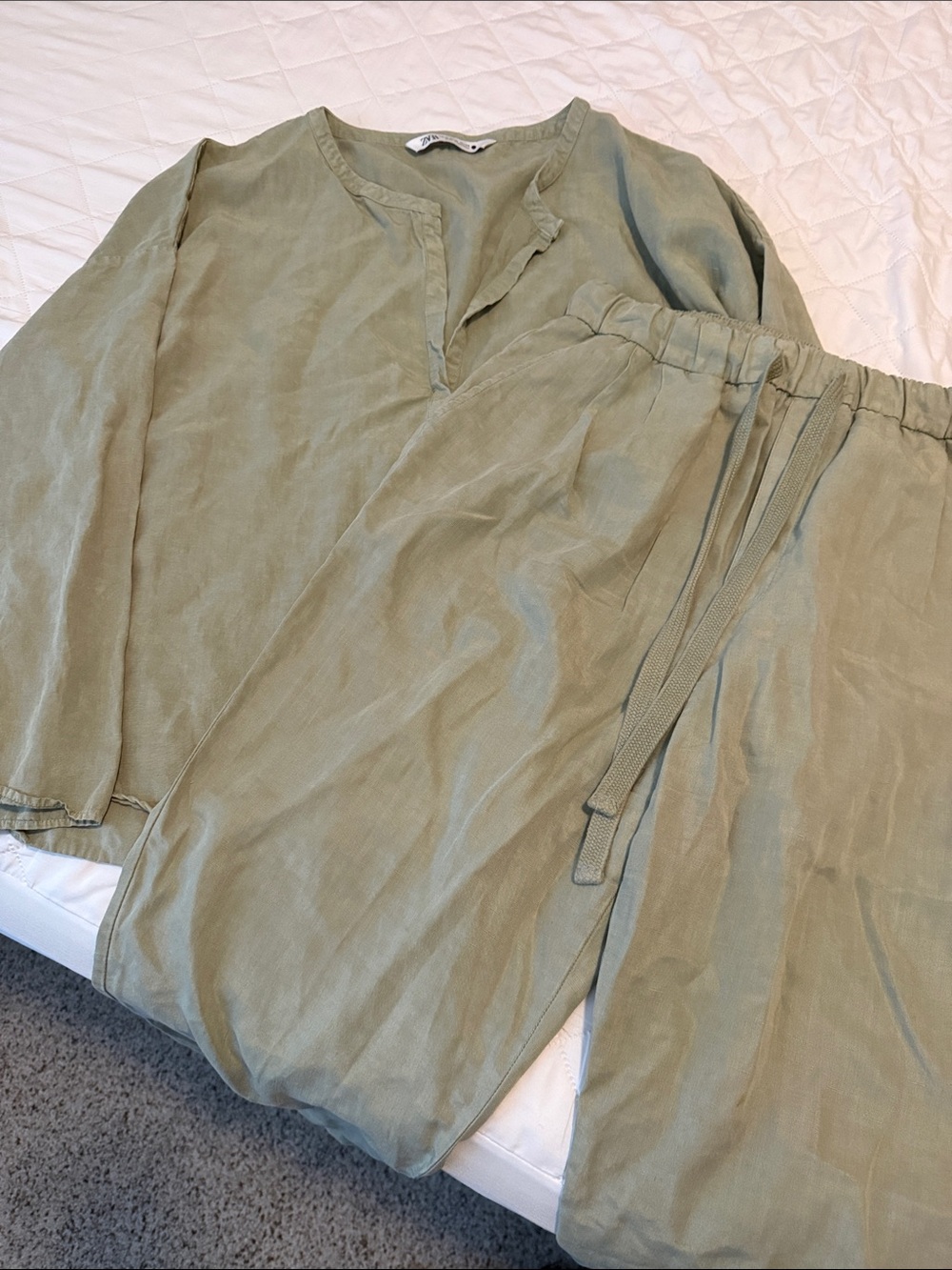 Zara Sage Green Two-Piece Lounge Set | Long Sleeve Top & Drawstring Pants